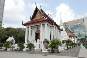 วัดปทุมวนารามราชวรวิหาร แขวงปทุมวัน เขตปทุมวัน
