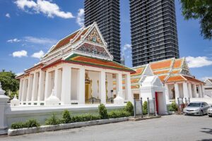 วัดเศวตฉัตรวรวิหาร แขวงคลองสาน เขตคลองสาน
