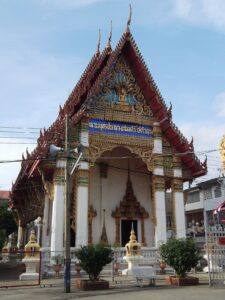 วัดจันทร์นอก บางคอแหลม เขตบางคอแหลม