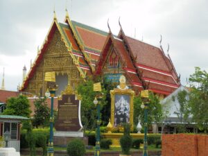 พวงหรีดวัดสุทธิวาตวราราม อำเภอเมืองสมุทรสาคร กรุงเทพมหานคร