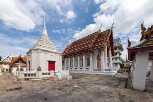 พวงหรีดวัดอนงคาราม แขวงสมเด็จเจ้าพระยา เขตคลองสาน