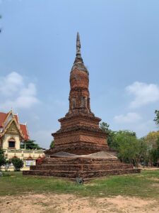 พวงหรีดวัดเจดีย์ทอง อำเภอสามโคก กรุงเทพมหานคร