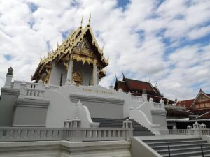 วัดสีสุก จอมทอง เขตจอมทอง